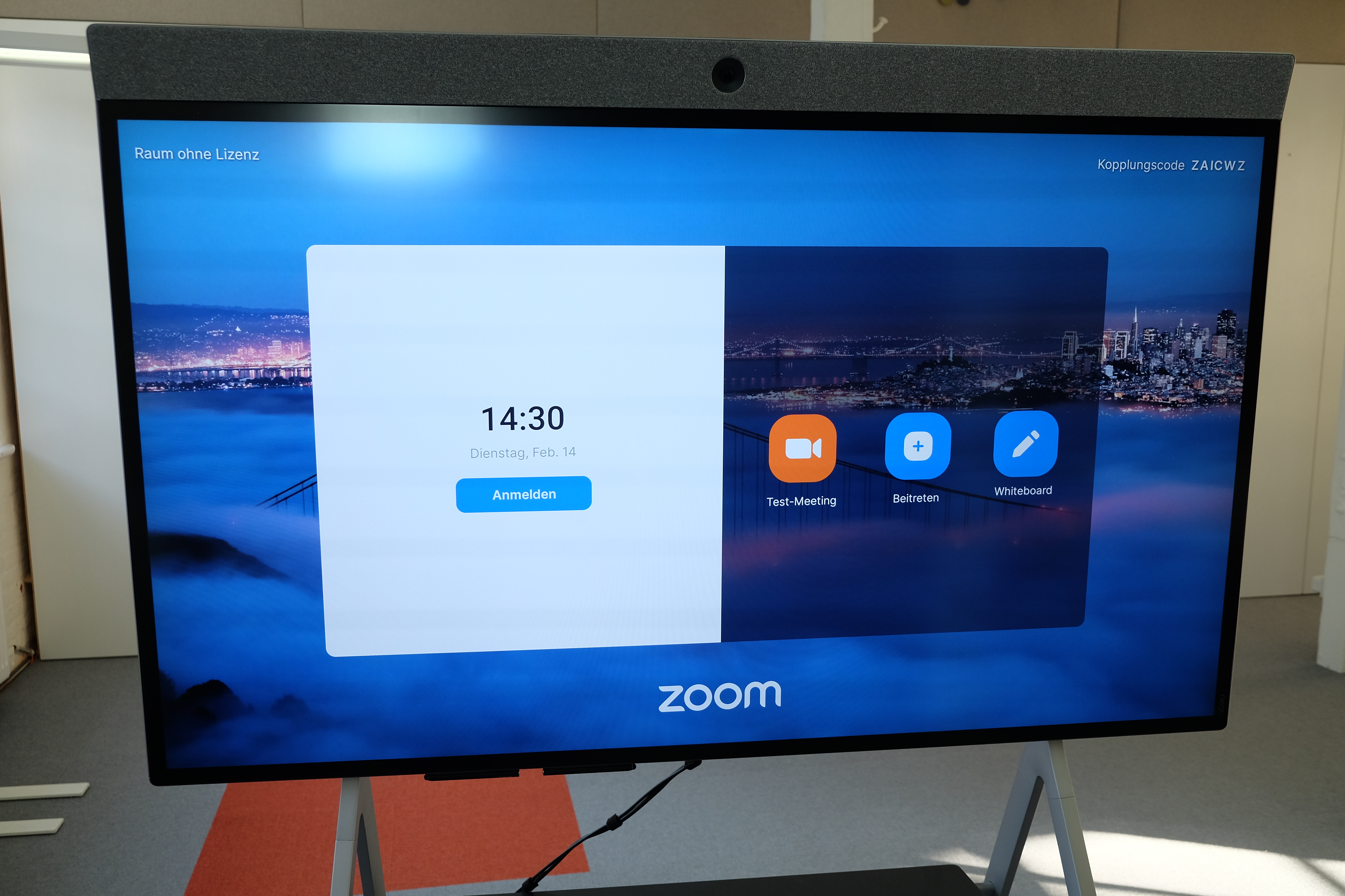 Smart Board 65Zoll Display mit zoom Einwahlfenster
